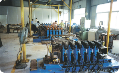 ZCN070S-（2000，9頭/3000，14頭）水發(fā)線棒多頭液壓成型熱壓機(jī)